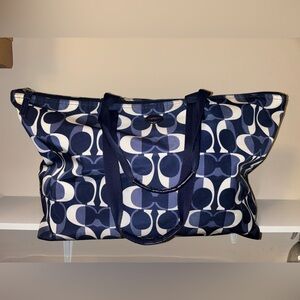 Large Coach Navy and White Signature Canvas Tote